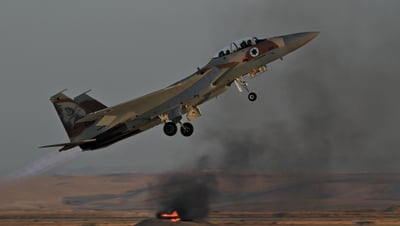מטוס צבאי
