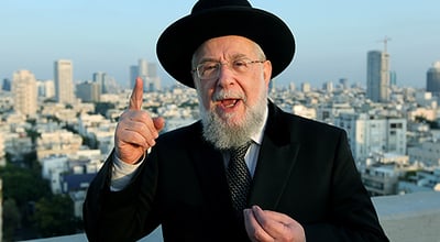 זועם. הרב לאו