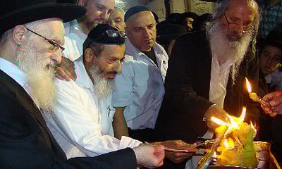 הדלקת האש לכבודו של שמעון הצדיק