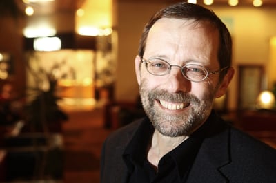 פייגלין, לאחר נסיונות רבים הצליח סוף סוף להיכנס