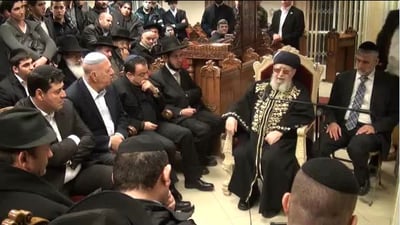 תיעוד: הלווית אמו של הנגיד צבי עמאר