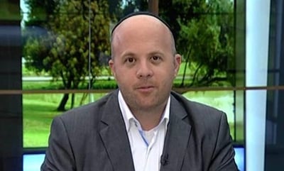 מנחם טוקר