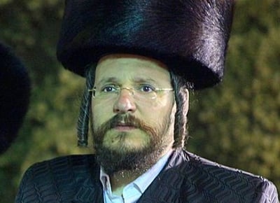 מאיר רובינשטיין, נחקר באזהרה