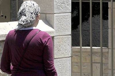חרדית הותקפה: מטמאת את תל אביב, תחזרי לפולין