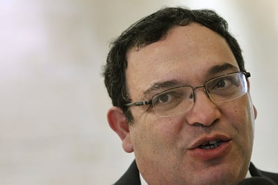 הרב שי פירון