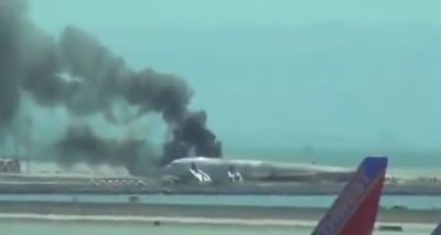 סן פרנסיסקו: מטוס בואינג 777 התרסק בנחיתה
