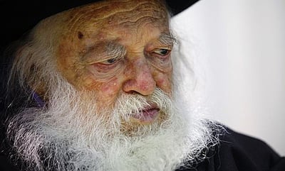 המונים מחכים לערכות מגן; הגר"ח: "מסכות? לפורים"