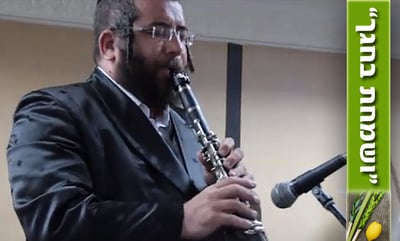 צפו: שמחת בית השואבה, גרסת המתמידים