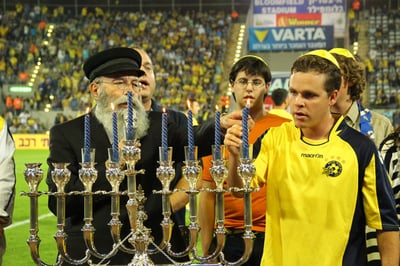 ההדלקה אמש