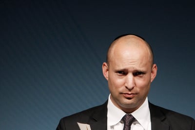 נגד 'הארץ', השר בנט
