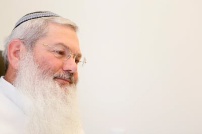 "תפישה גזענית". אלי בן דהן