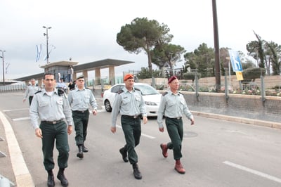 אלופי צה"ל, הבוקר