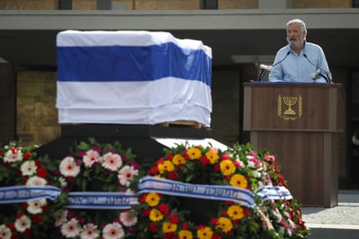 זמביש מספיד את שרון
