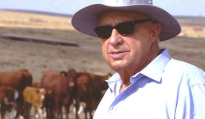 רה"מ לשעבר אריאל שרון