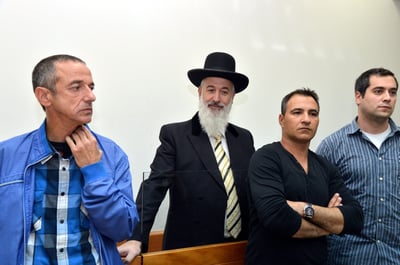 הרב יונה מצגר בבית המשפט