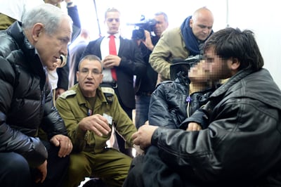 נתניהו לצד פצוע סורי, הבוקר