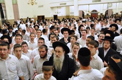 ההומור של פוניבז': משמרת הקוטג' והקלטות שנחשפות