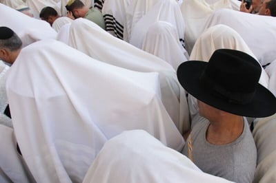 יְבָרֶכְךָ ה' וְיִשְׁמֶרְךָ: • תיעוד ענק: ברכת כהנים בכותל המערבי