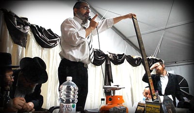 "שמני הישועות" ו"אילנות"; כך פועלת התרמה מקצועית