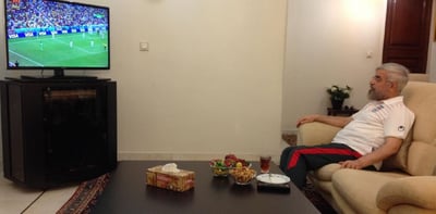 רוחאני צופה במודיאל 2014