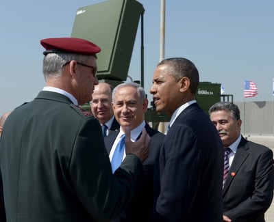 אובמה עם הרמטכ"ל וראש הממשלה על רקע "כיפת ברזל"