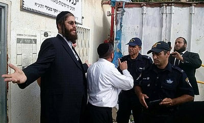 פרוש וצברי בשיאו של העימות, הבוקר
