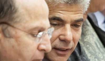 שר האוצר יאיר לפיד ושר הביטחון משה (בוגי) יעלון