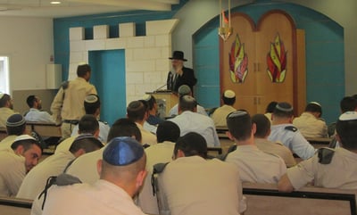 הגר"מ טולדנו 'חיזק' את חיל האוויר