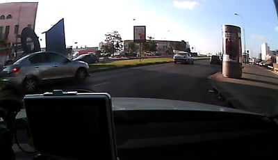 צפו בתיעוד: המצלמה ברכב חשפה את שקרי השוטר