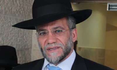 כותב השורות. צוריאל קריספל