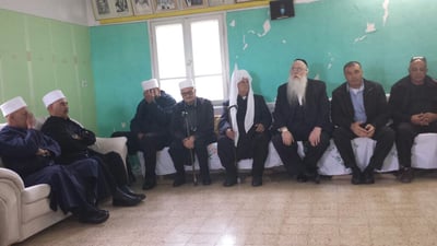 פרוש ניחם את משפחת השוטר הדרוזי: "זידאן עשה מעשה אמיץ ושילם בחייו"