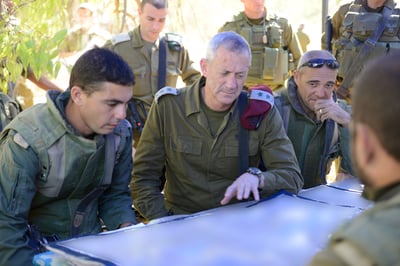 גנץ בשטח בצוק איתן