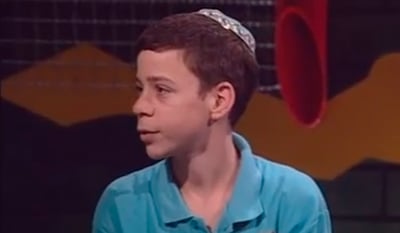 צפו: עמית סגל הילד מראיין את רון פונדק