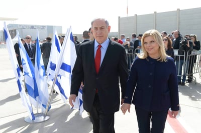 ראש הממשלה ורעייתו, הבוקר