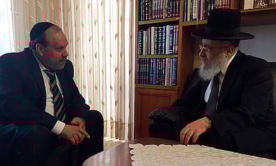 השר דוד אזולאי והגר"י יוסף