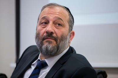 הישג ראשון לשר הכלכלה. אריה דרעי