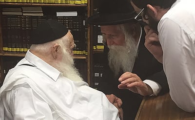 הגרי"ד גרוסמן אצל מרן הגר"ח קנייבסקי, אמש