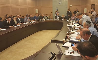 הדיון בוועדה