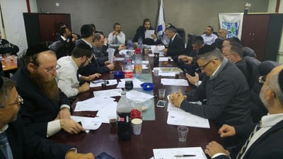 מועצת עיריית אלעד באישור התקציב