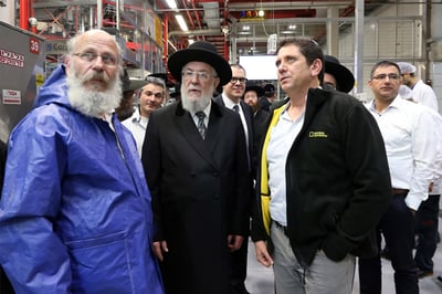 "זריזים מקדימים" מפעל "קוקה-קולה" הוכשר לפסח