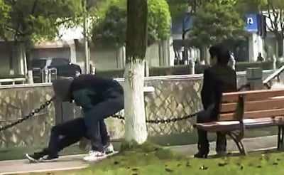 ניסוי מחריד: איך אנשים מגיבים לחטיפת ילד?