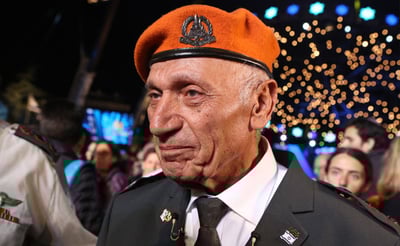 גלרית ענק: טקס יום העצמאות בהר הרצל