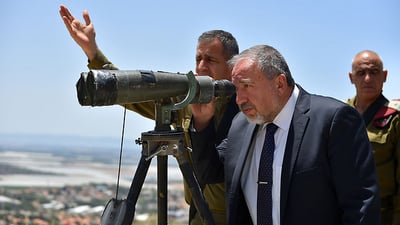 ליברמן בפיקוד צפון: "לא מציע לבחון אותנו"