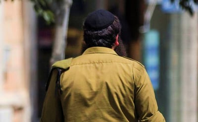 מיומנו של חייל חרדי:  "נפלת, אתה רוצה שגם אחרים יפלו?"