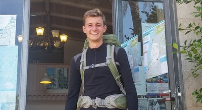 תייר בלגי צעד ברגל לישראל במשך ארבעה חודשים