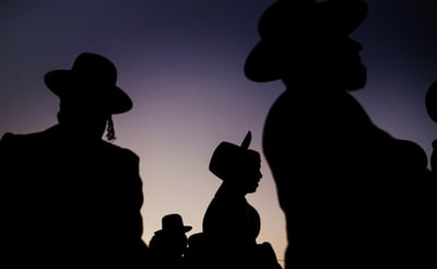 למצולמים אין קשר לנאמר בכתבה