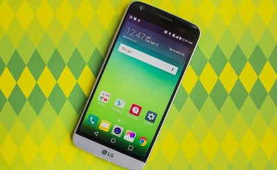 סמסונג, מאחוריך: המפלצת של LG שנותנת פייט למתחרות