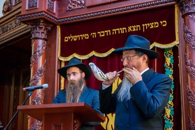 מסע התעוררות בקאזאן שברפובליקה המוסלמית. צפו