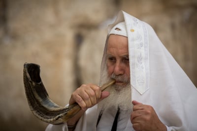 "זה היום תחילת מעשיך"  - לקראת יום הדין