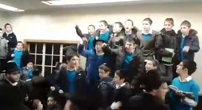 כינוס השלוחים: צפו בתפילת הילדים